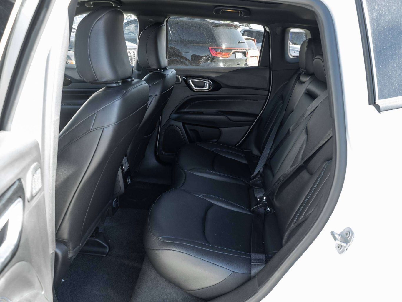 2026 Jeep Compass LIMITED BLIND SPOT POWER DOORS KEYLESS ENTRY