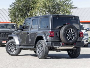 2025 Jeep Wrangler SAHARA LEATHER SAFETY HTD SEAT RMT START