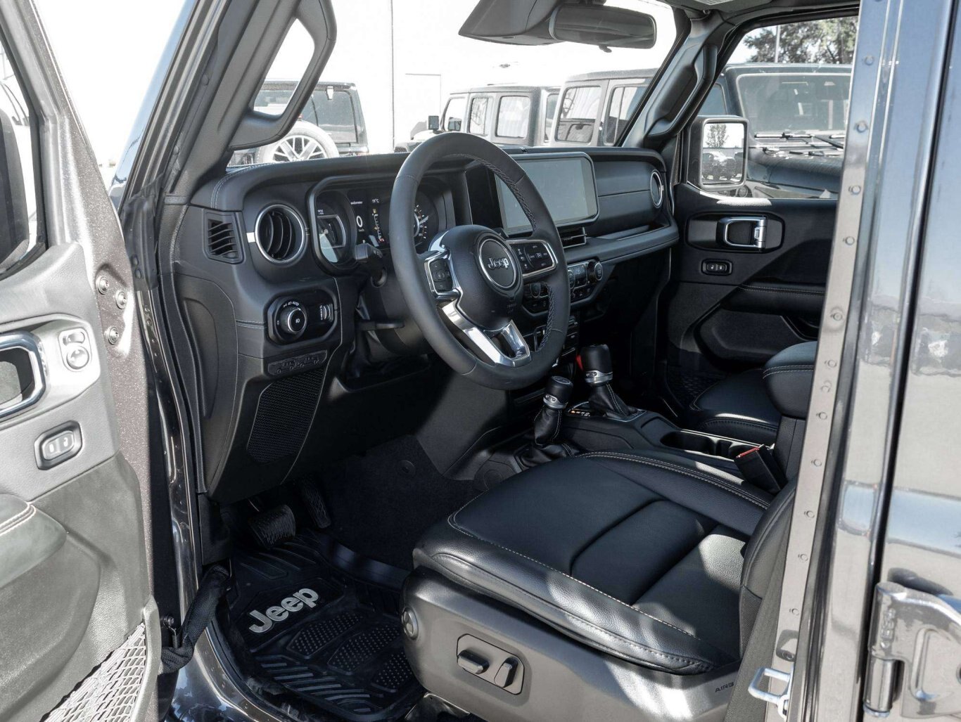 2025 Jeep Wrangler SAHARA LEATHER SAFETY HTD SEAT RMT START