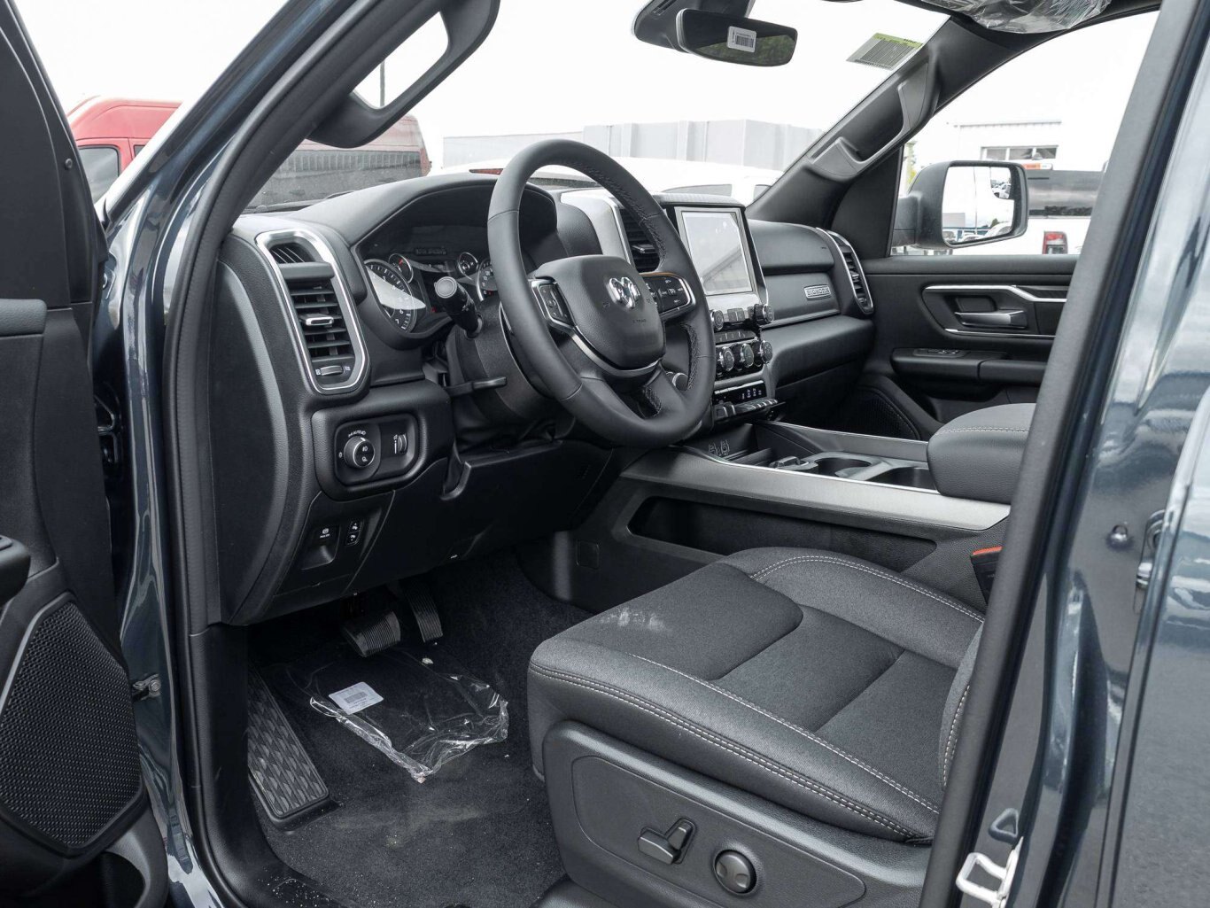 2027 Ram 1500 Big Horn 4x4 Crew Cab 5'7 Box