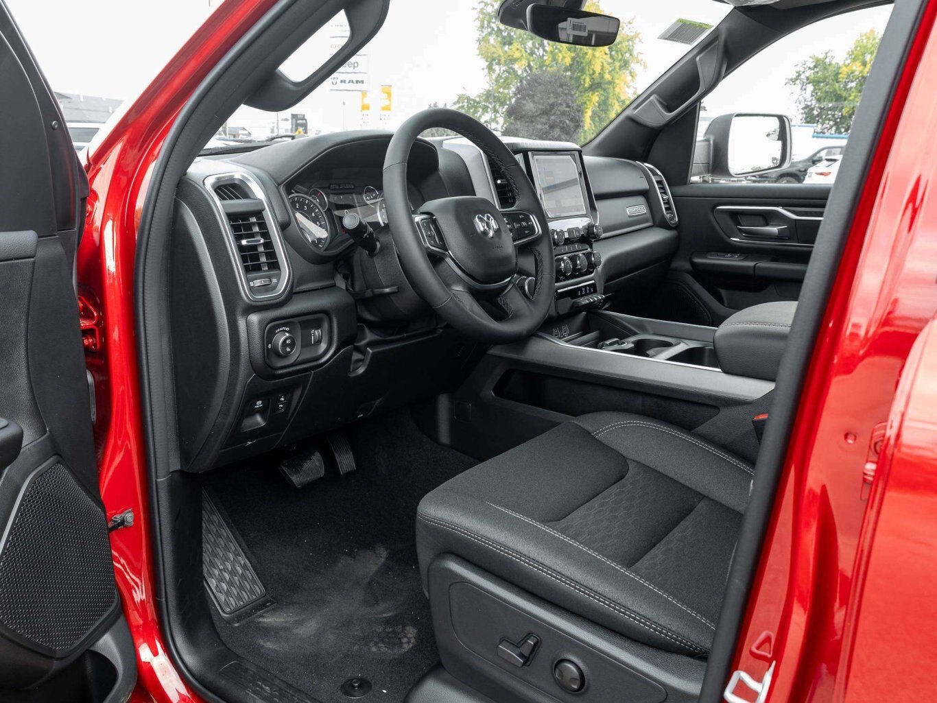 2027 Ram 1500 Big Horn 4x4 Crew Cab 5'7 Box