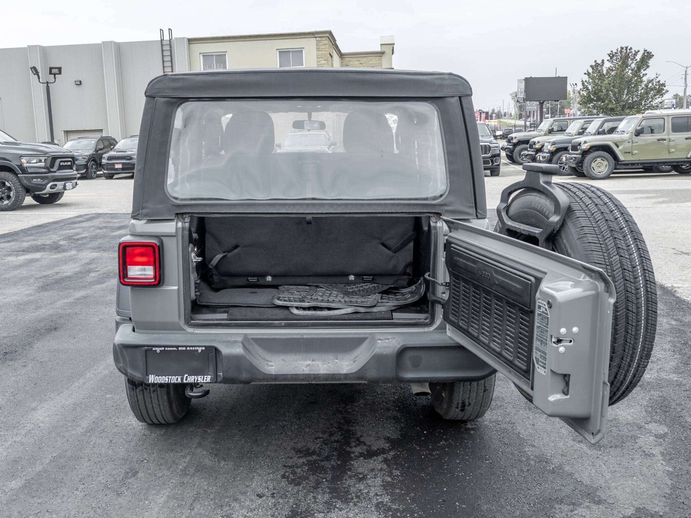 2023 Jeep Wrangler SPORT NO ACCIDENTS AC AUTO SPECIAL FEATURE