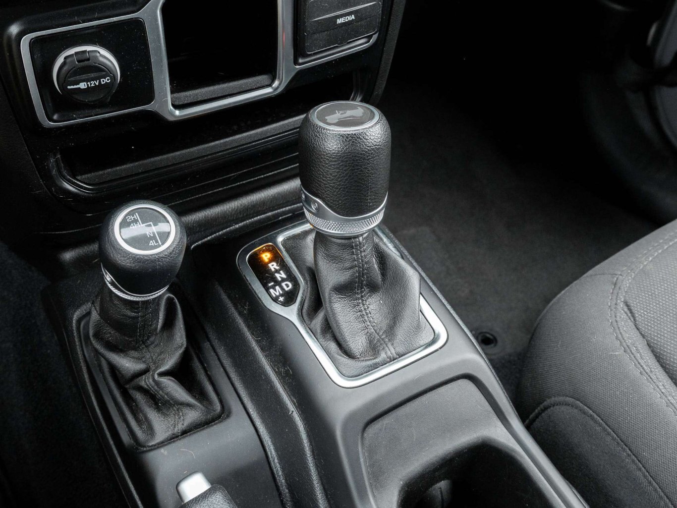 2023 Jeep Wrangler SPORT NO ACCIDENTS AC AUTO SPECIAL FEATURE