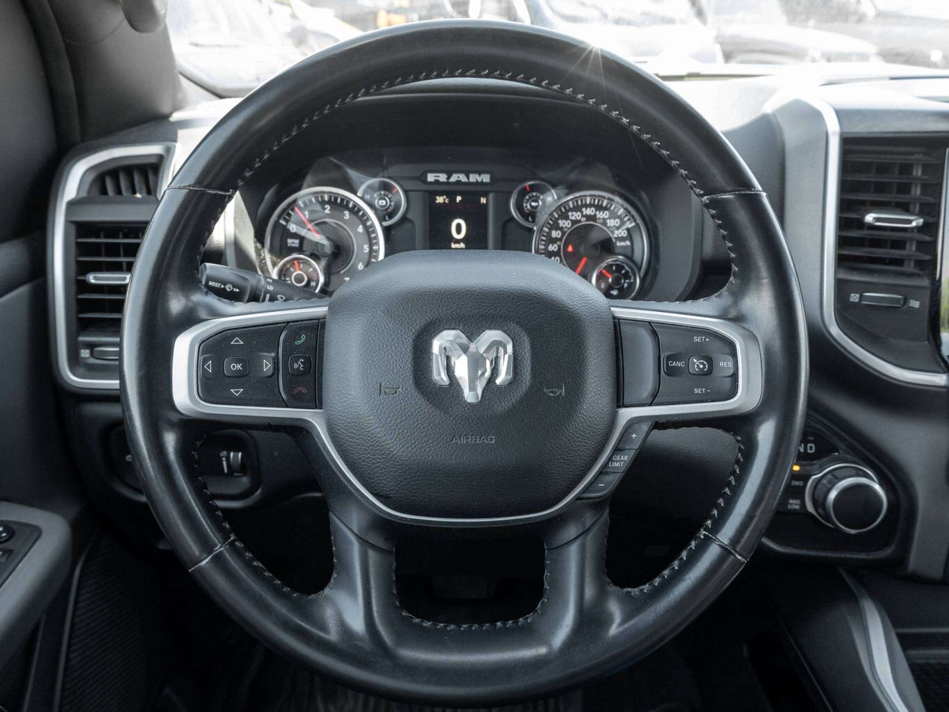 2022 Ram 1500 BIG HORN LV1 REMOTE START FRESH TRADE