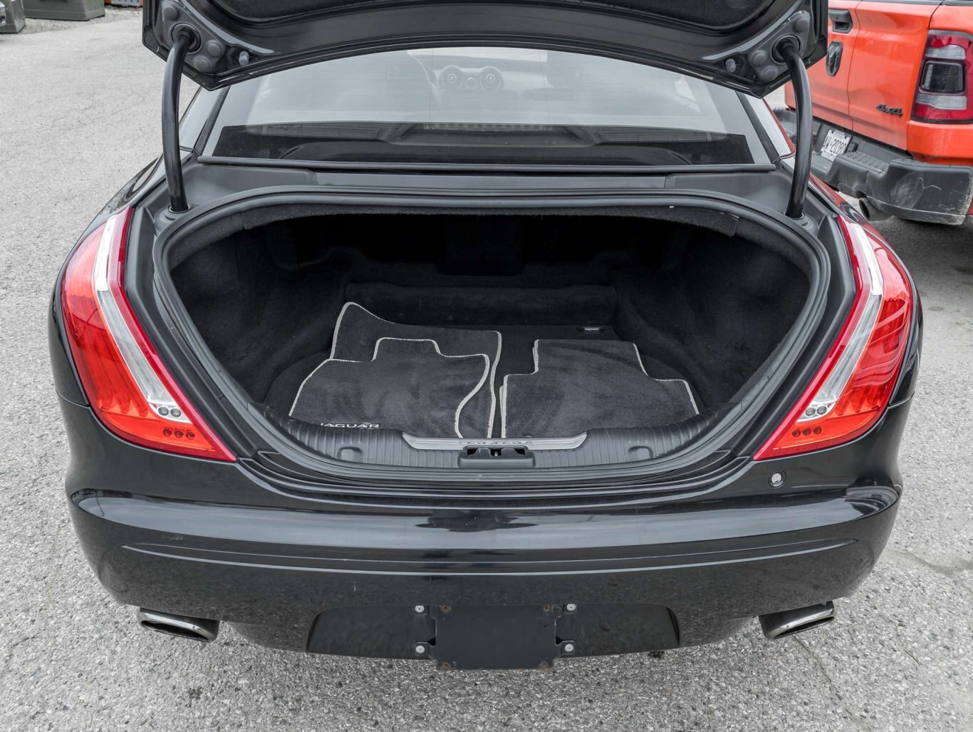 2015 Jaguar XJ XJL PORTOFOLIO SOLD AS IS DOES NOT RUN