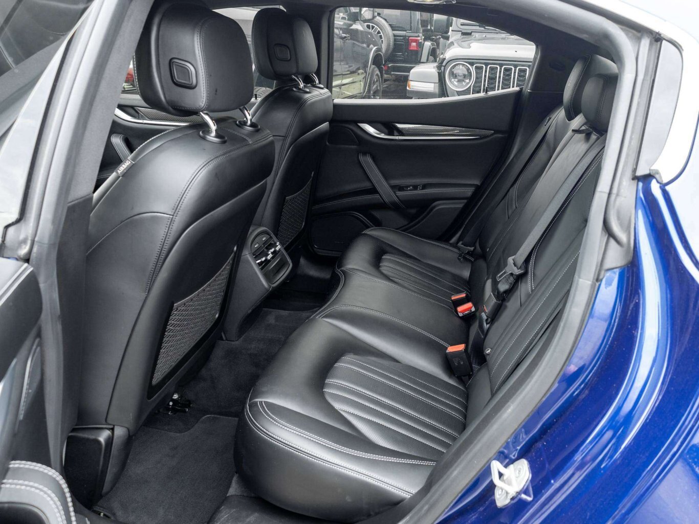 2016 Maserati Ghibli SQ4 LOW KMS TINT SPECIAL FEATURE MUST SEE