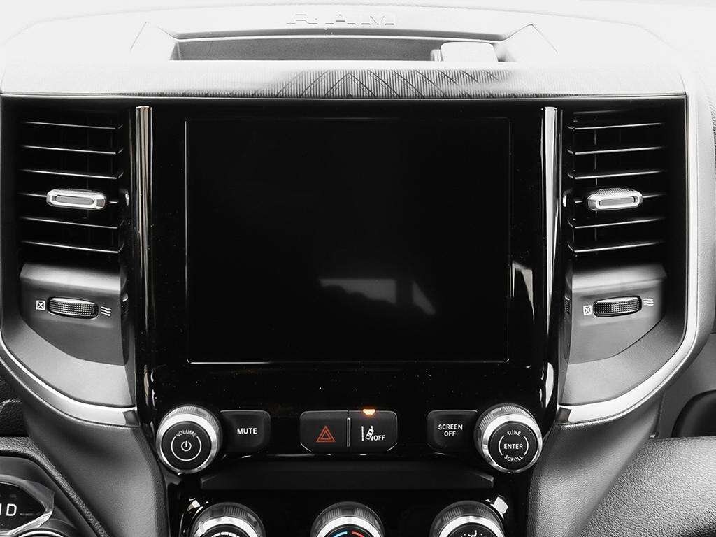 2026 Ram 1500 Express 4x4 Crew Cab 5'7 Box