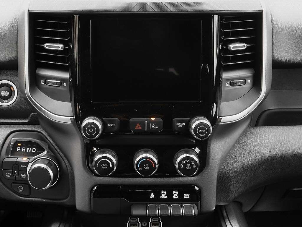 2026 Ram 1500 Express 4x4 Crew Cab 5'7 Box