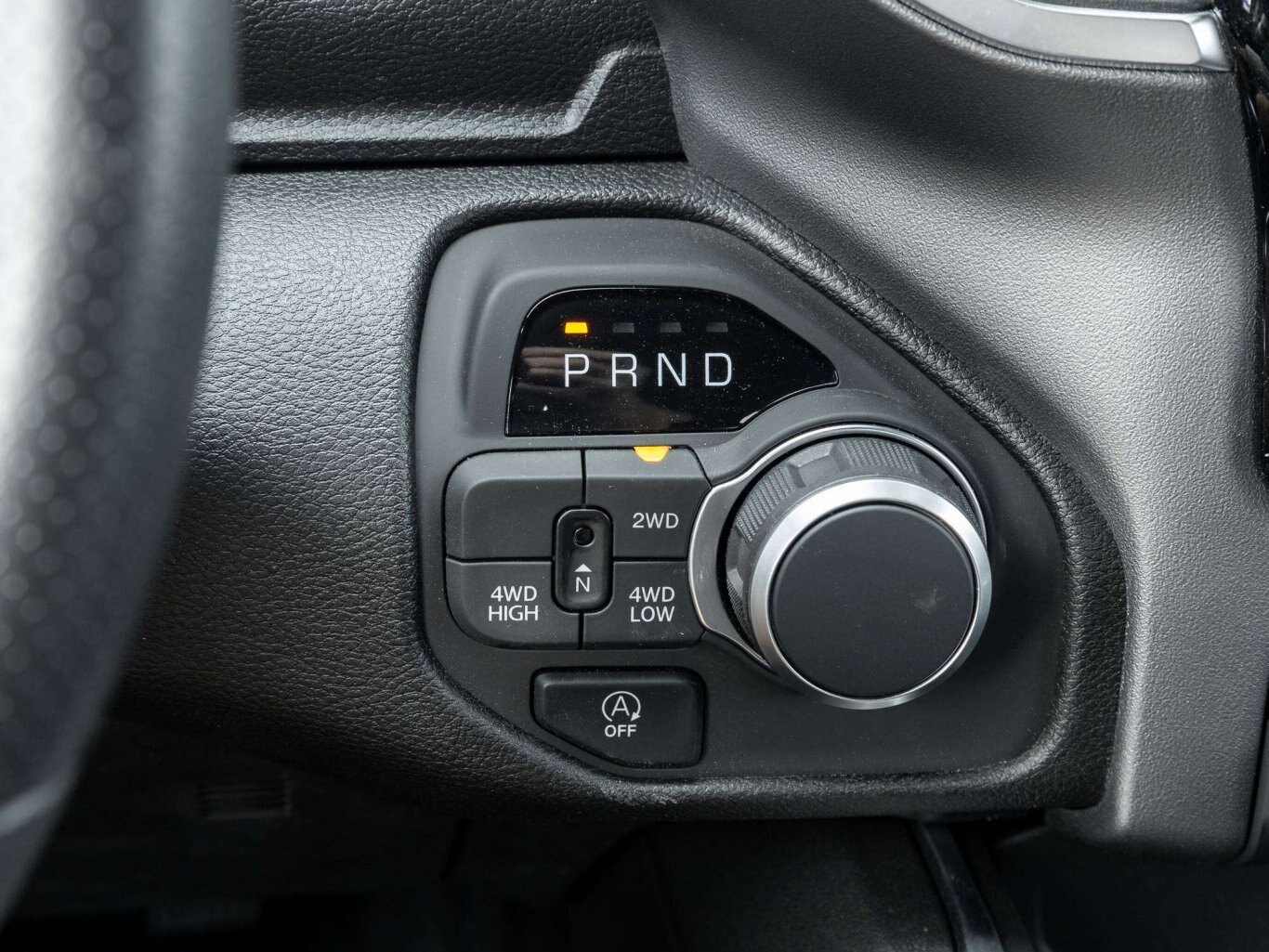 2026 Ram 1500 Express 4x4 Crew Cab 5'7 Box