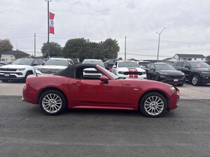 2017 FIAT 124 Spider SPECIAL FEATURE SAVE NOW LOW PAYMENTS LOW KM