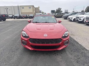 2017 FIAT 124 Spider SPECIAL FEATURE SAVE NOW LOW PAYMENTS LOW KM