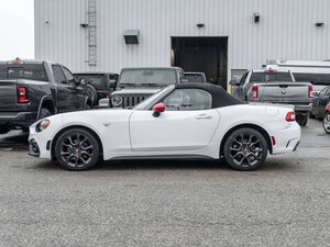 2017 FIAT 124 Spider ABARTH BOSE LEATHER LOW KMS LOCAL TRADE