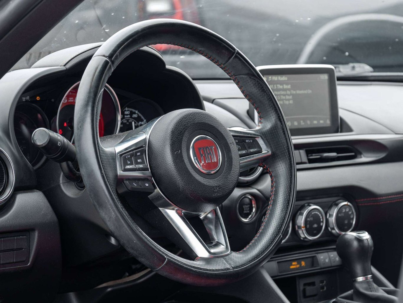 2017 FIAT 124 Spider ABARTH BOSE LEATHER LOW KMS LOCAL TRADE
