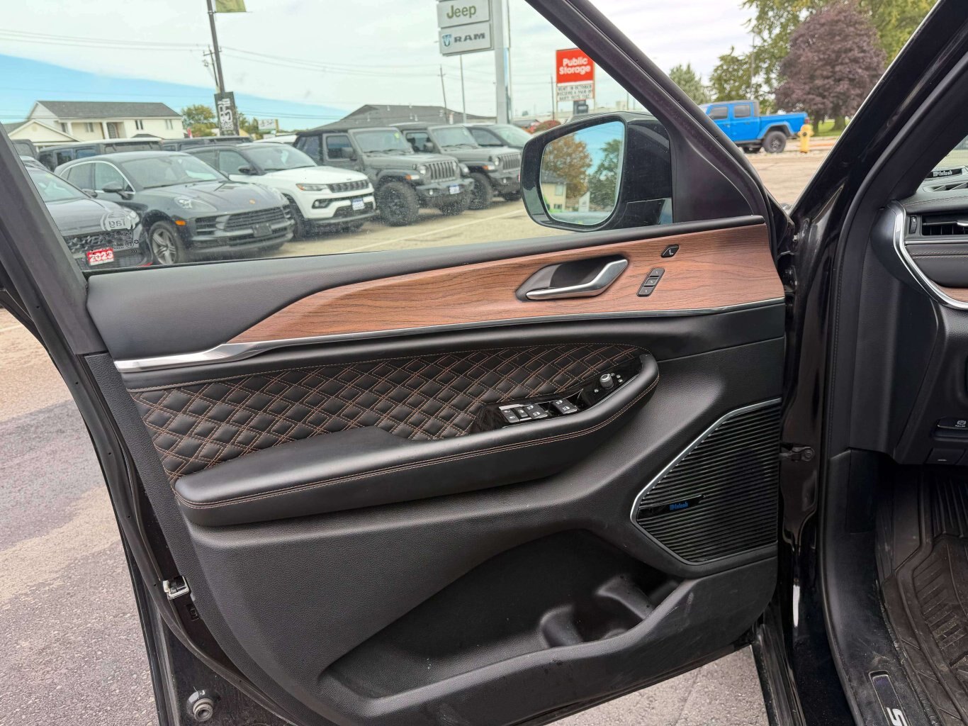 2021 Jeep Grand Cherokee SUMMIT SPECIAL PURCAHSE 7 PASSENGER TOW PKG