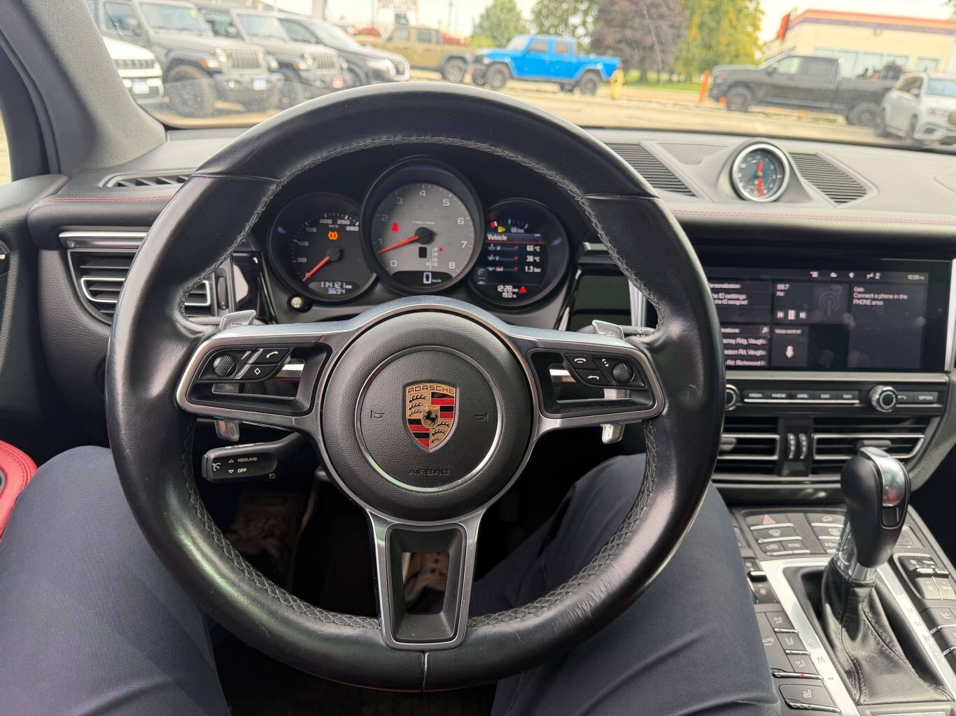2020 Porsche Macan S AWD SPECIAL FEATURE LOW PAYMENTS AVAILABLE