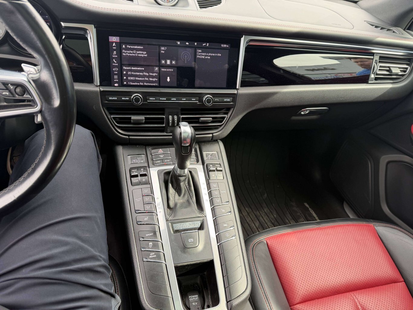 2020 Porsche Macan S AWD SPECIAL FEATURE LOW PAYMENTS AVAILABLE