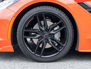 2019 Chevrolet Corvette 2LT LOW KMS CLEAN CAR 6.2L V8