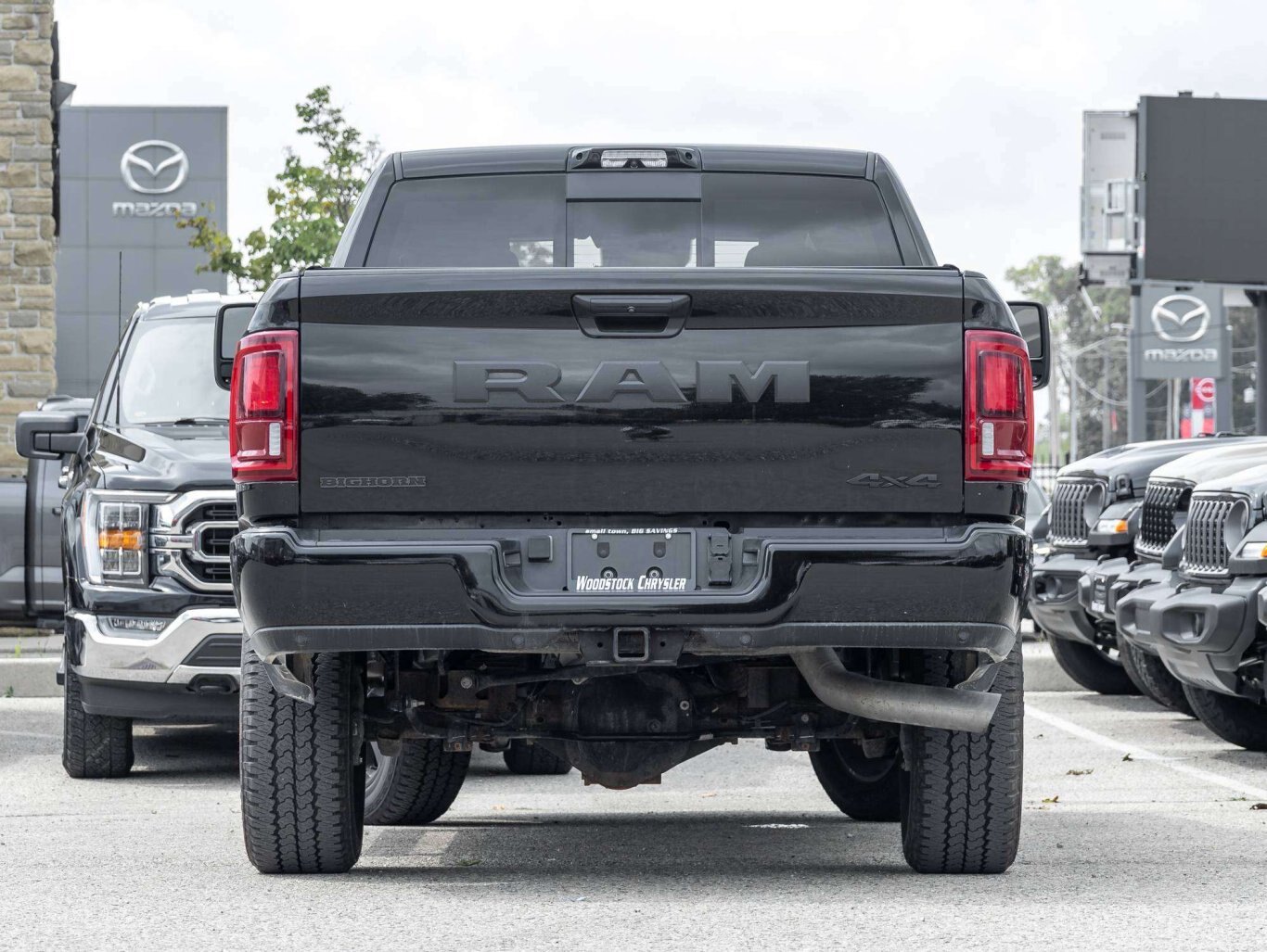 2025 Ram 2500 BIG HORN NIGHT PKG LV2 PKG 4X4 CLEAN TRUCK