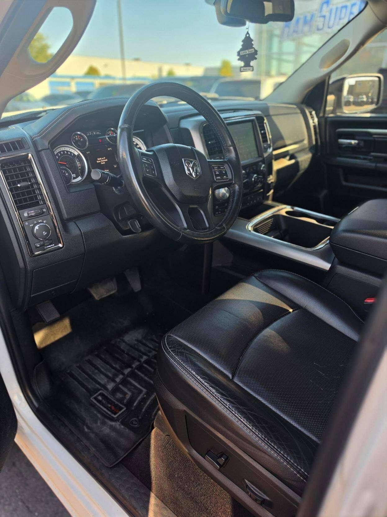 2016 Ram 1500 SPORT 4X4 VENTED SEAT SUNROOF RMT START