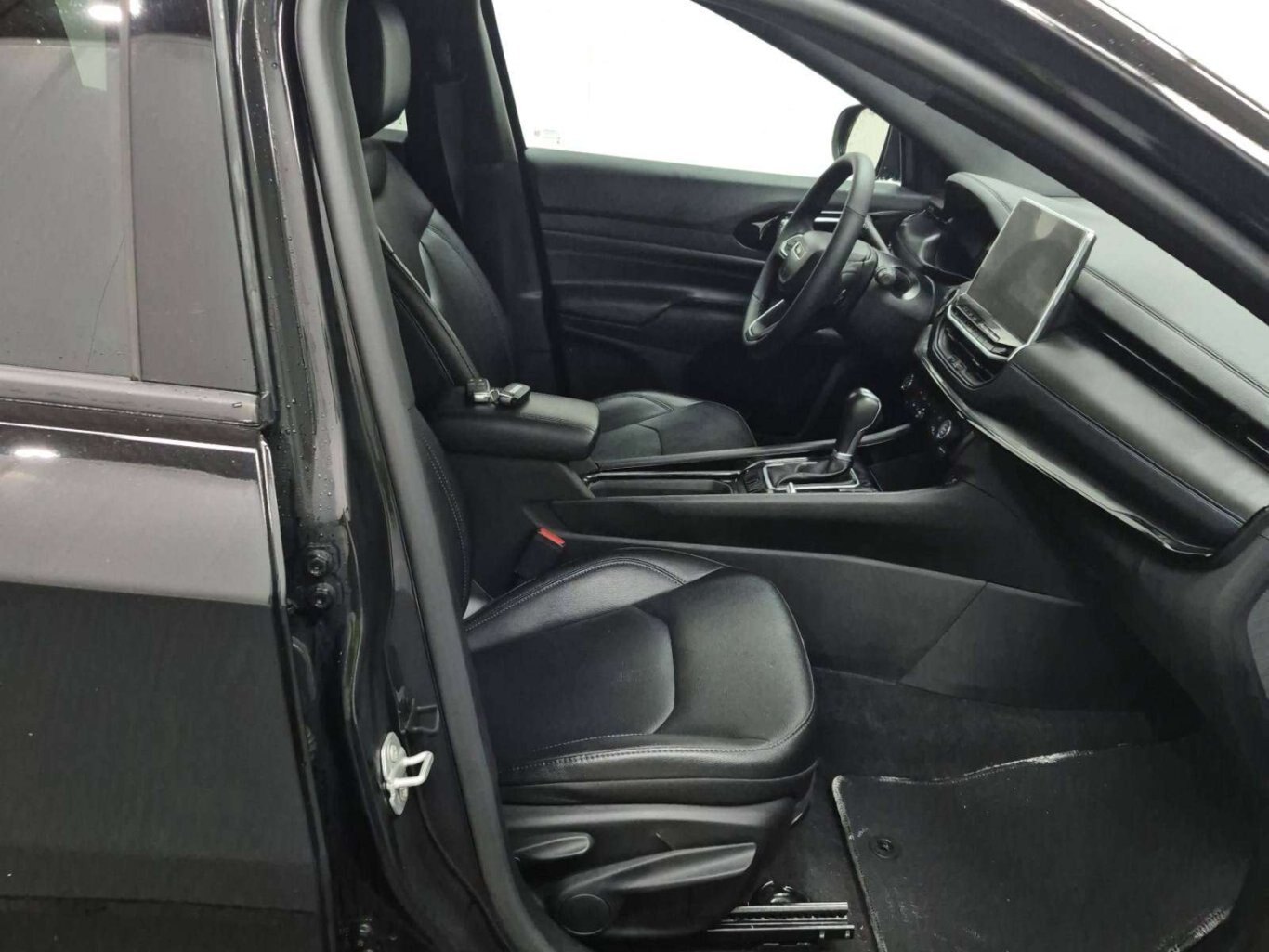 2026 Jeep Compass LIMITED ALTITUDE 4X4 FORMER CO CAR