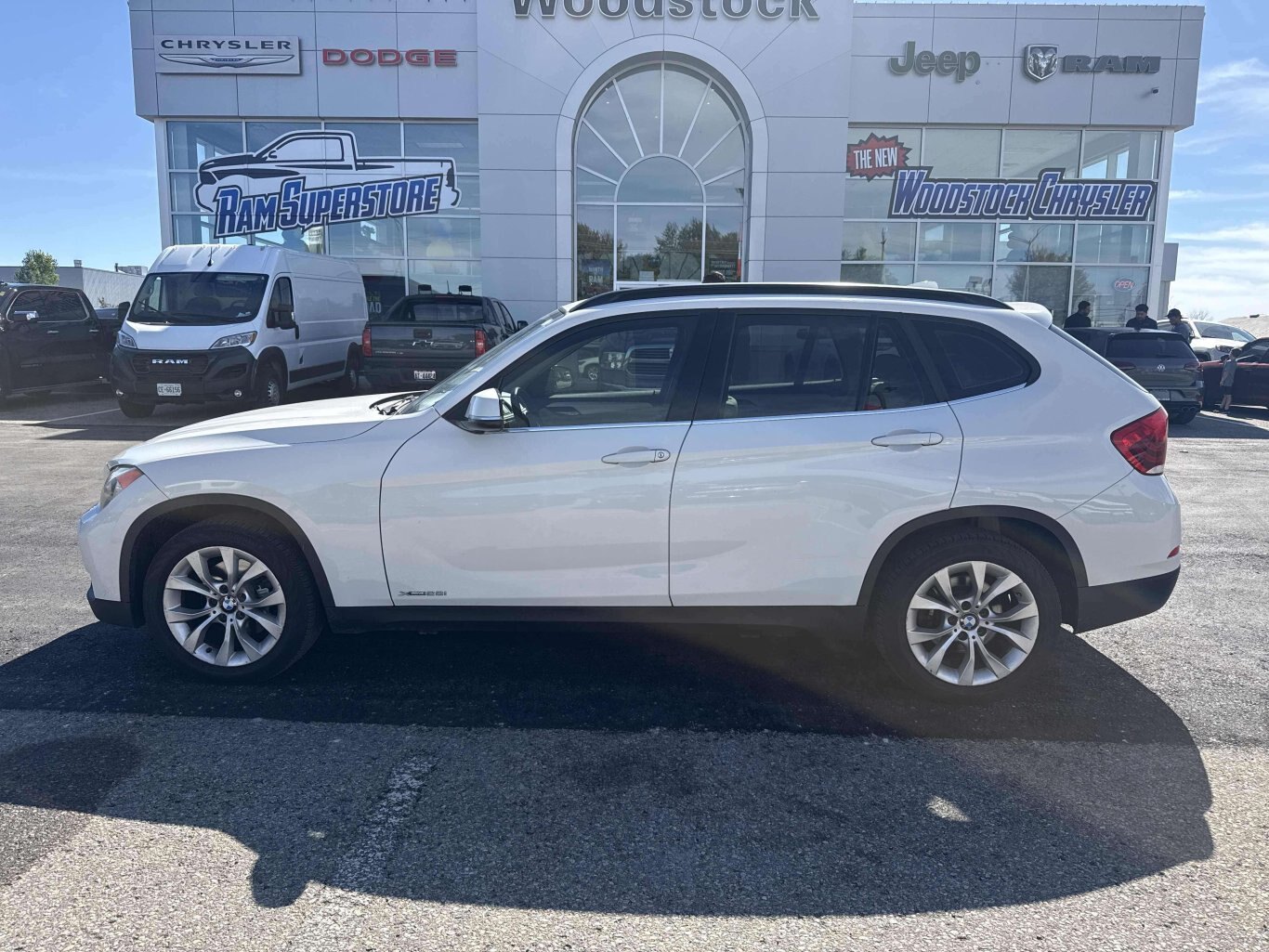 2014 BMW X1 xDrive LOW KMS GREAT ON GAS SUNROOF