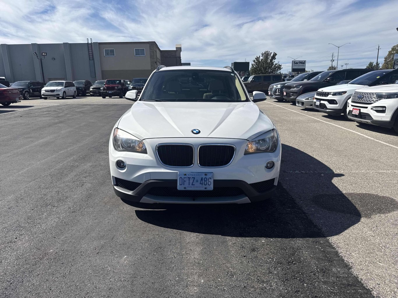 2014 BMW X1 xDrive LOW KMS GREAT ON GAS SUNROOF