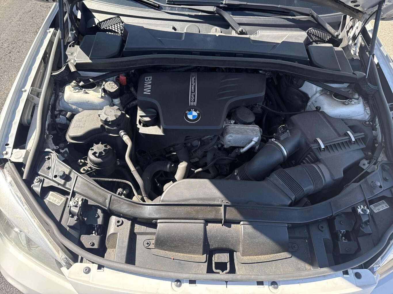 2014 BMW X1 xDrive LOW KMS GREAT ON GAS SUNROOF