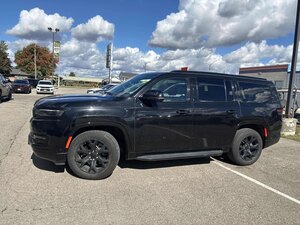 2024 Jeep Wagoneer SERIES 2 CARBIDE BLIND SPOT PANO CAR PLAY
