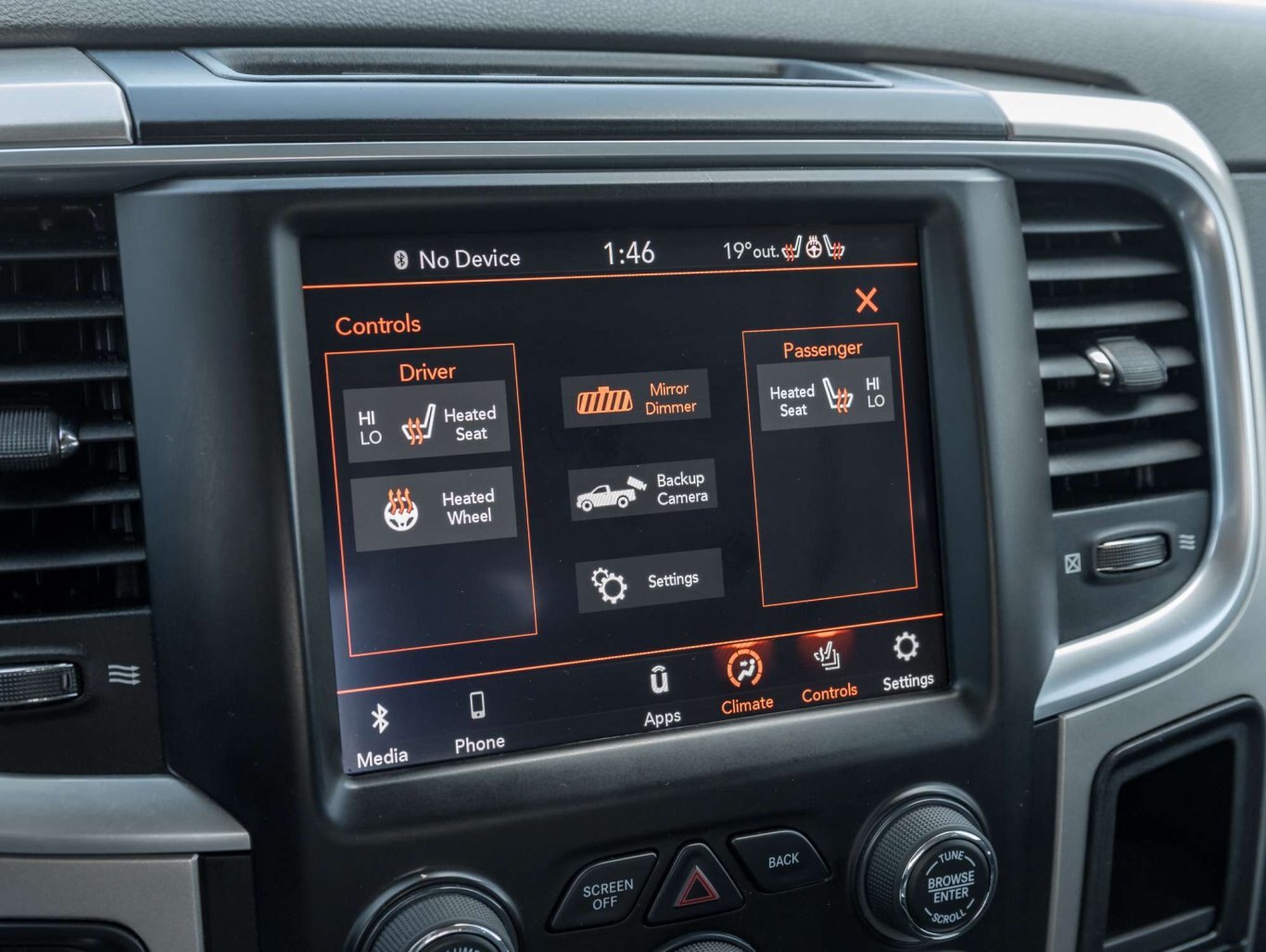 2018 Ram 1500 ECO DIESEL LOADED CHROME PKG LOW PAYMENTS
