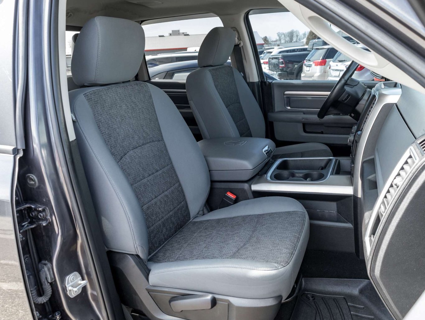 2018 Ram 1500 ECO DIESEL LOADED CHROME PKG LOW PAYMENTS