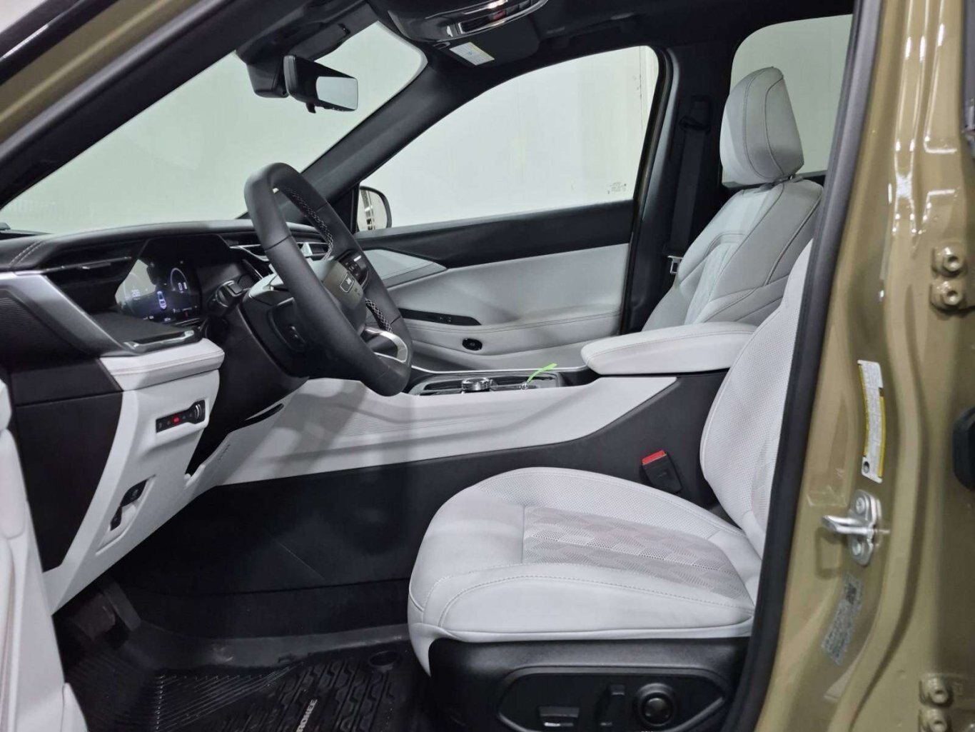 2026 Jeep Cherokee OVERLAND ADVANCED PRO TECH TOW PKG INTER PRO