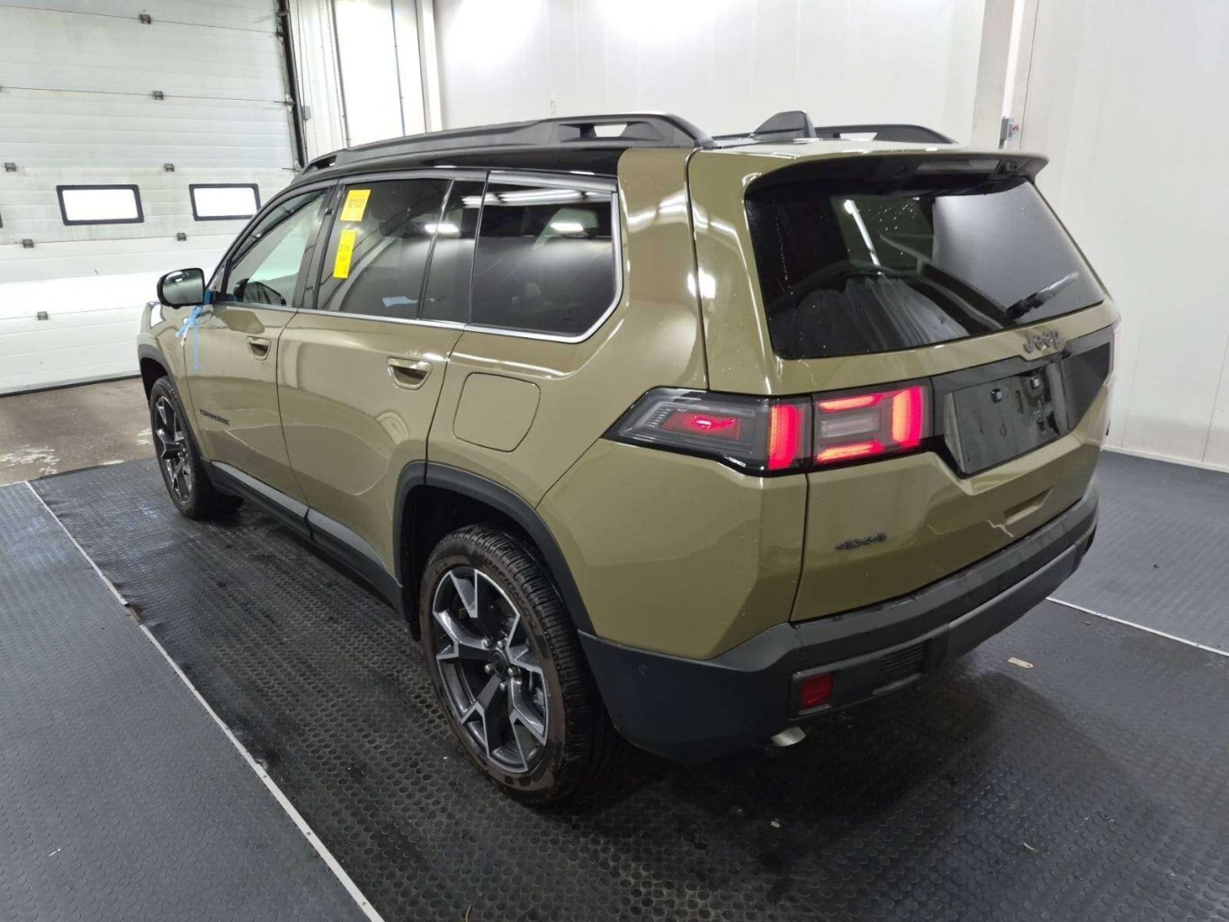 2026 Jeep Cherokee OVERLAND ADVANCED PRO TECH TOW PKG INTER PRO