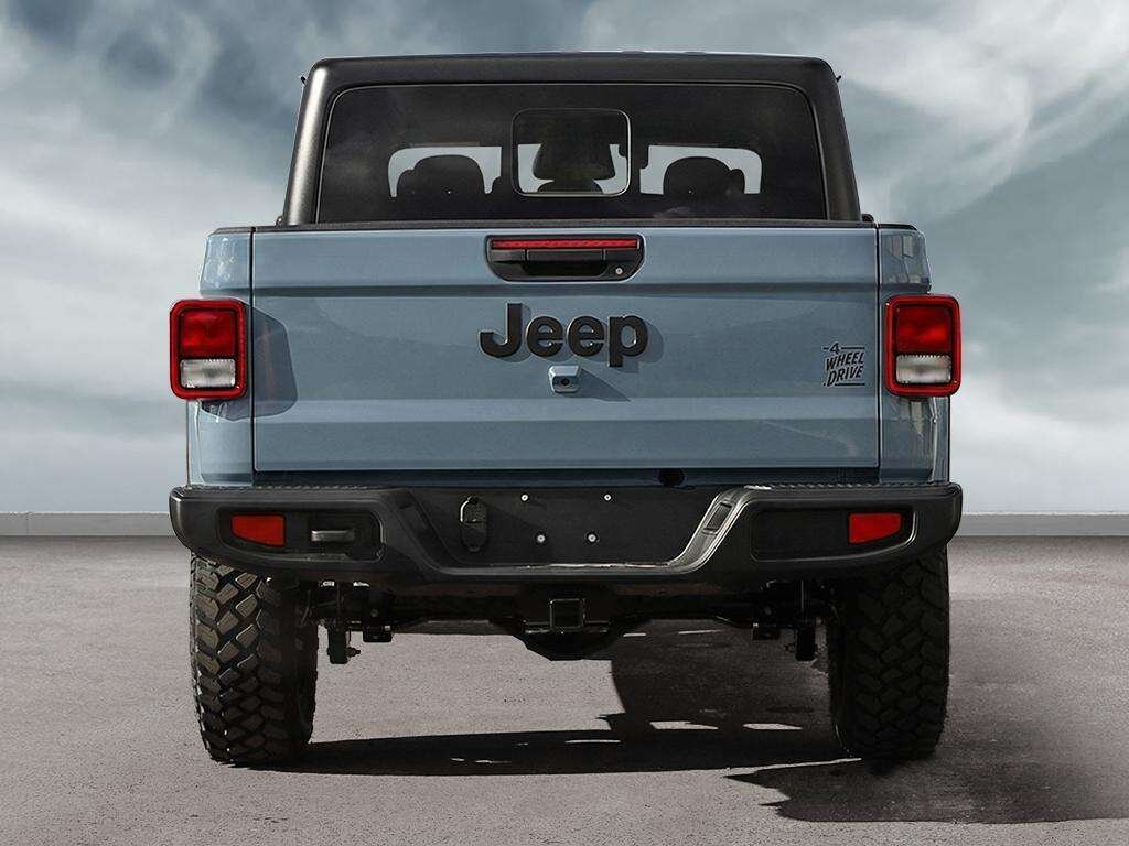 2026 Jeep Gladiator Willys 4x4