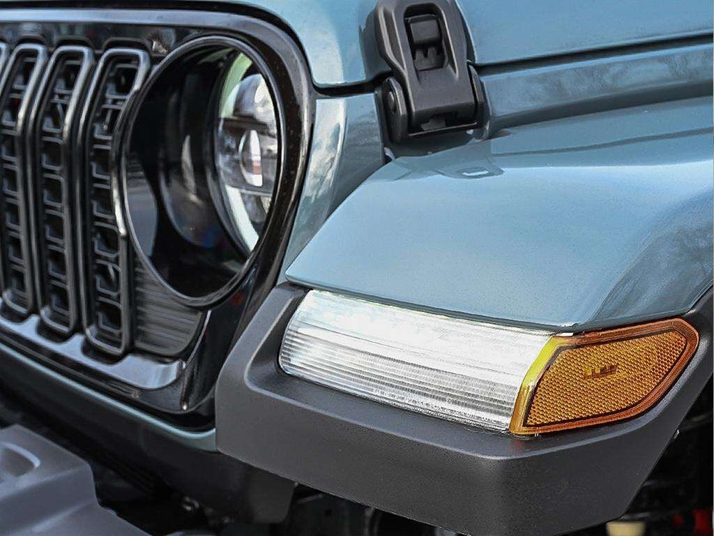 2026 Jeep Gladiator Willys 4x4