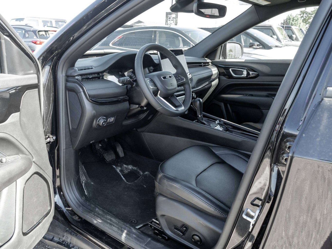 2026 Jeep Compass LIMITED ALTITUDE 4X4 FORMER CO CAR