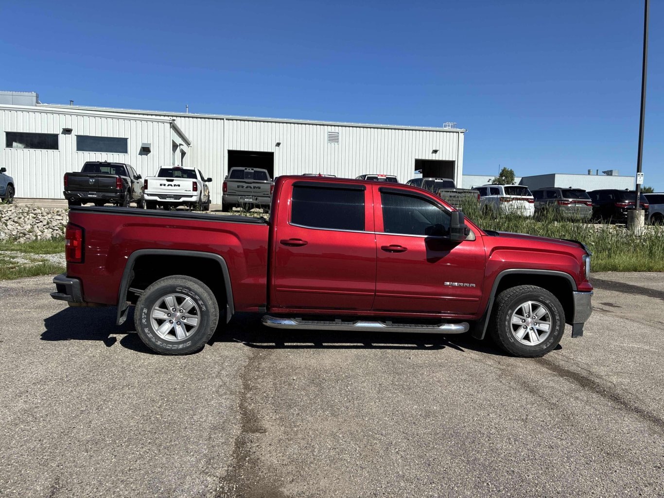2018 GMC Sierra 1500 SLE POWER/ HEATED SEATS TECH PKG SUPER CLEAN
