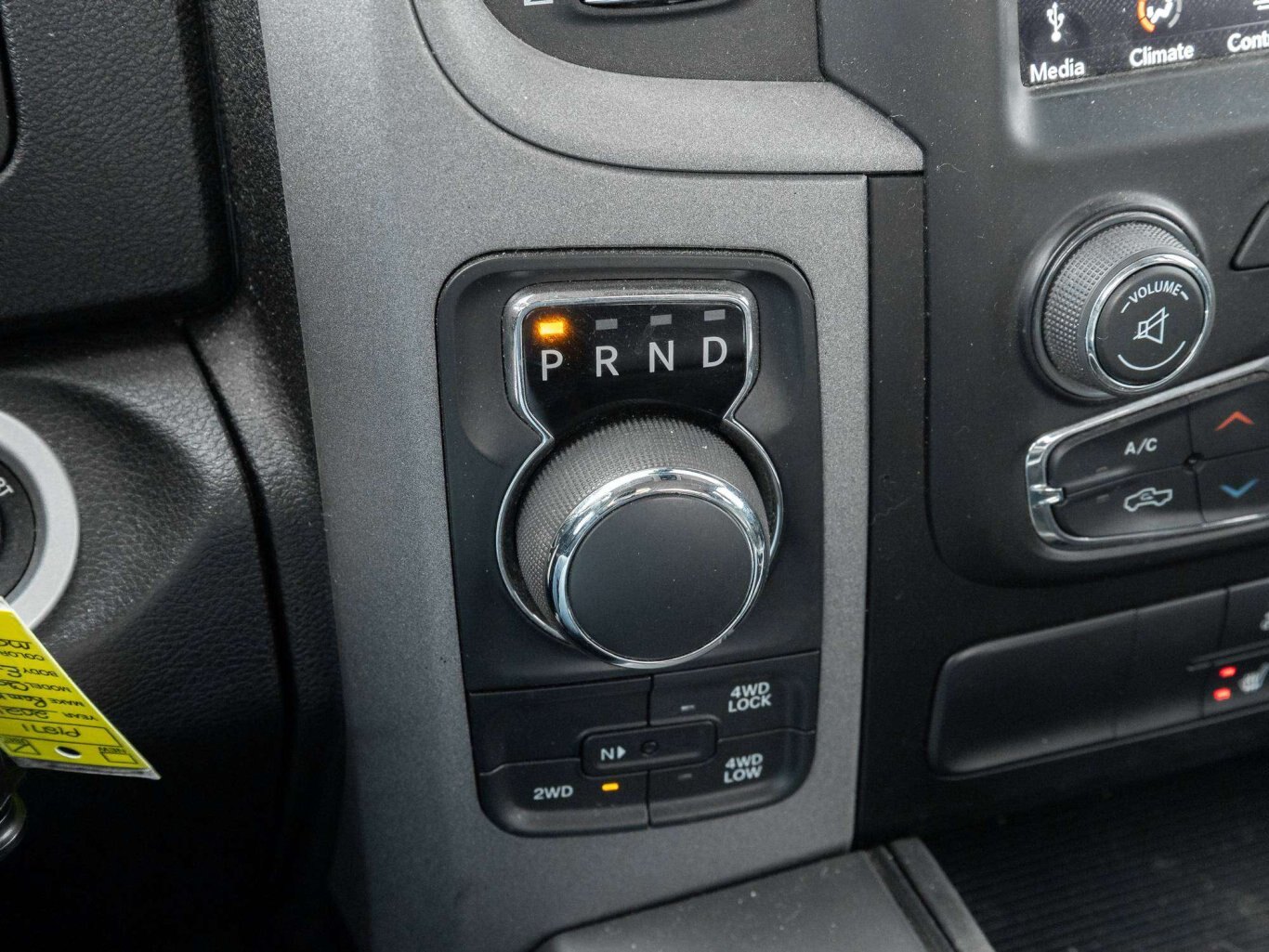 2021 Ram 1500 HEMI CREW 4X4 LEATHER SPECIAL PURCHASE