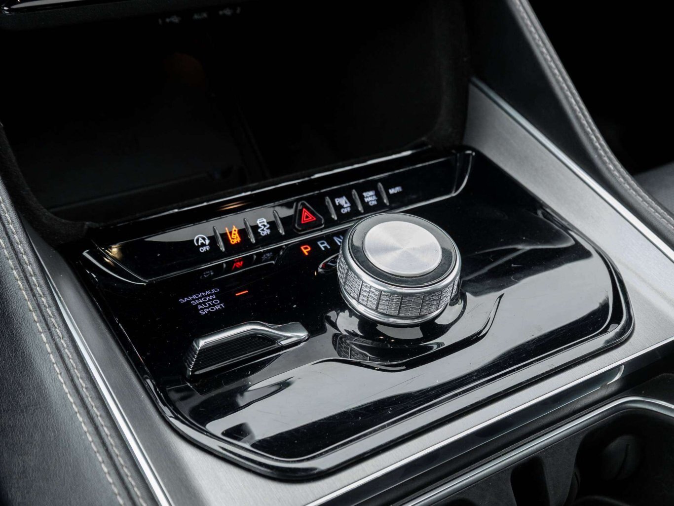 2024 Jeep Wagoneer Series II Carbide