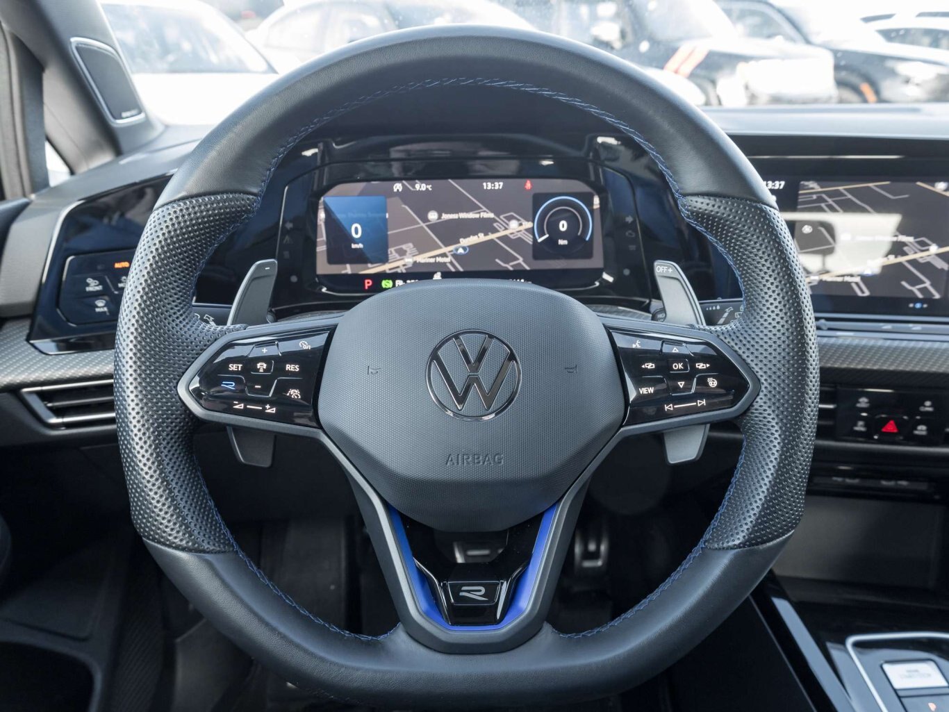 2024 Volkswagen Golf R GOLF R H/K AUDIO CAR PLAY LOW KMS