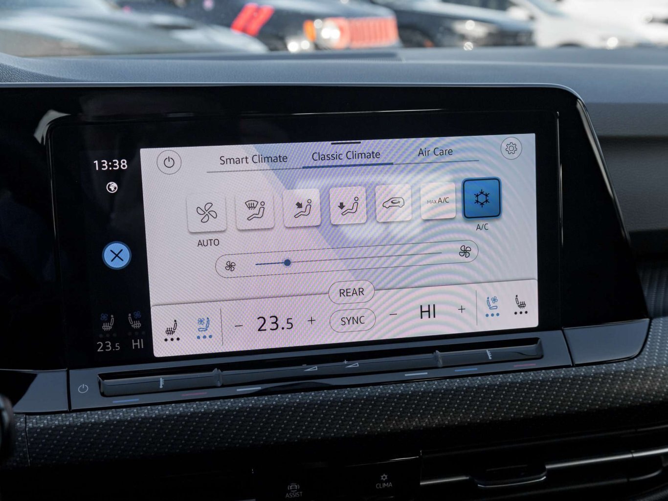 2024 Volkswagen Golf R GOLF R H/K AUDIO CAR PLAY LOW KMS