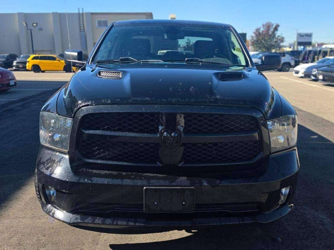 2022 Ram 1500 HEMI RMT START RAM CARGO 3.92 LOW KMS