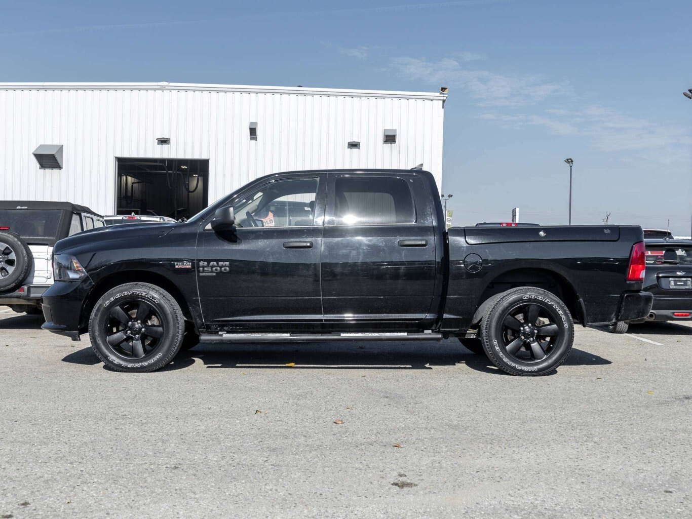 2021 Ram 1500 TRX   LEVEL 2   TOW   CARBON   SAFETY   H/K   PANO