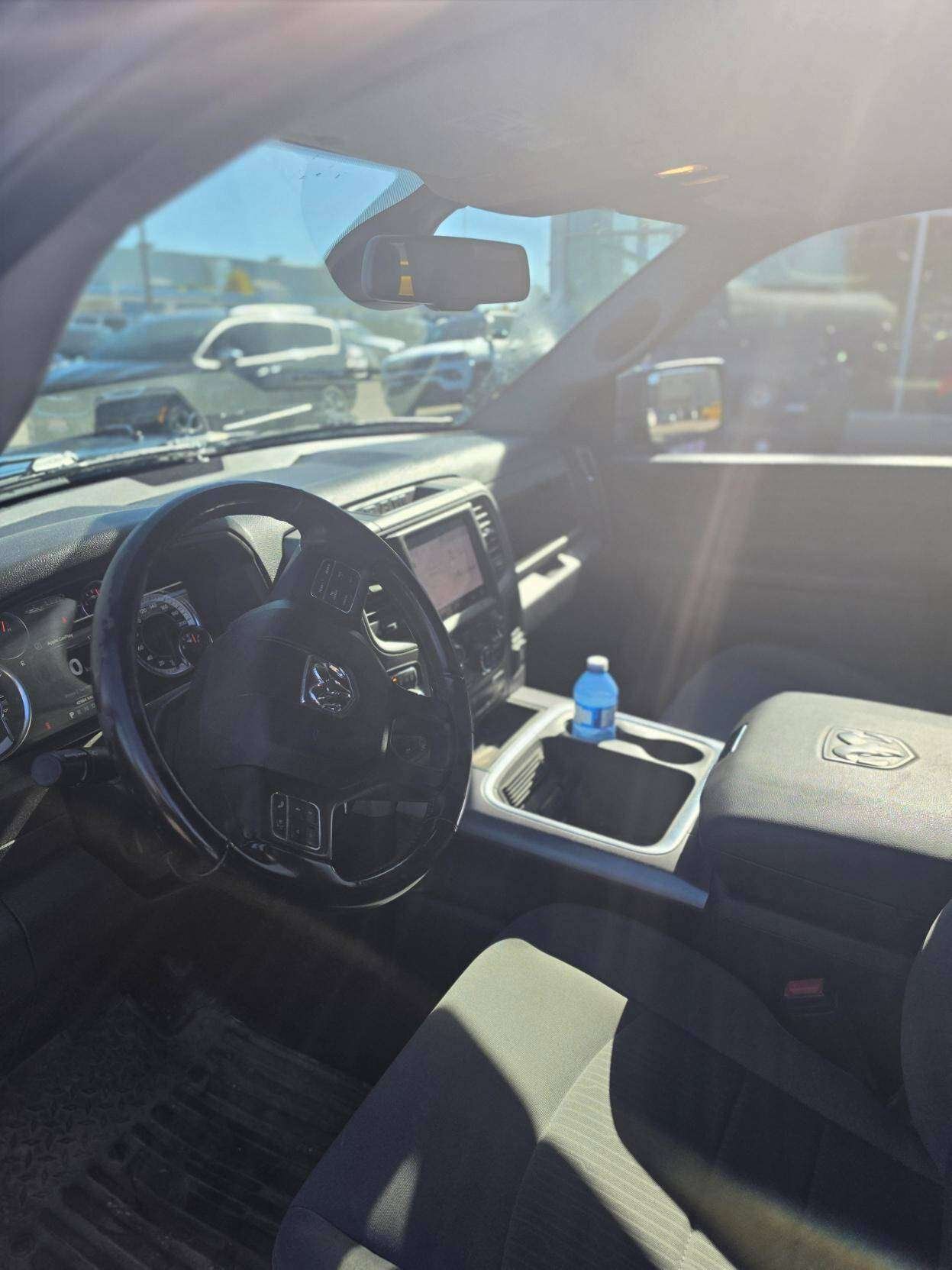 2022 Ram 1500 HEMI RMT START RAM CARGO 3.92 LOW KMS