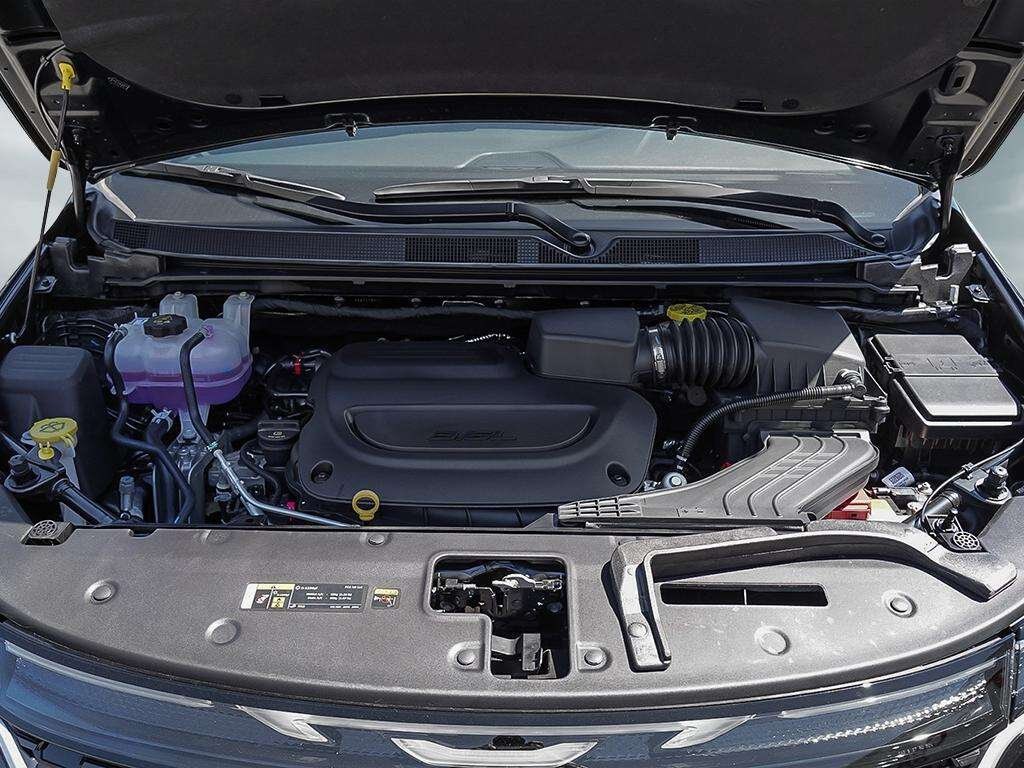 2027 Chrysler Pacifica Select