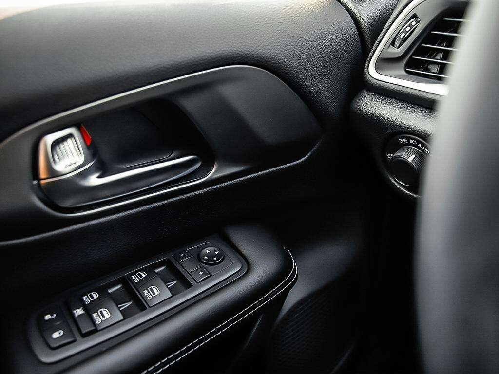 2027 Chrysler Grand Caravan SXT