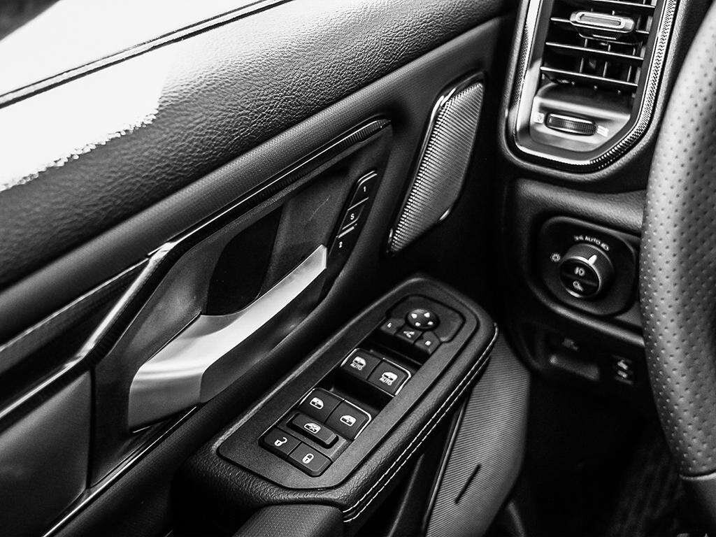 2026 Ram 1500 Rebel 4x4 Crew Cab 5'7 Box