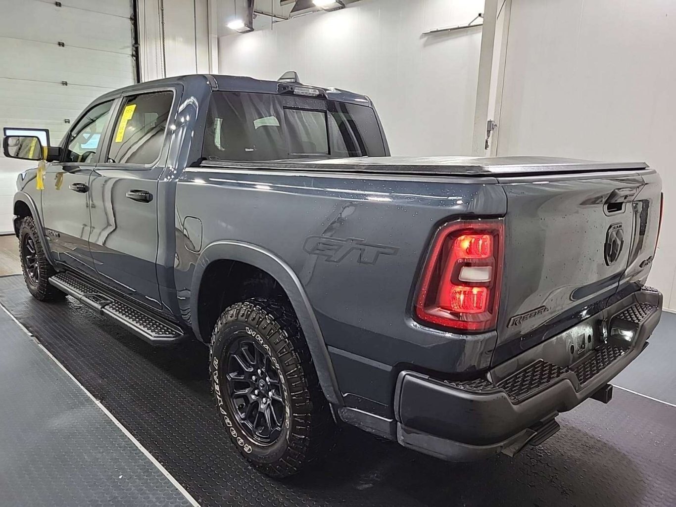 2026 Ram 1500 REBEL GT PANO TECH SIDE STEPS TOW