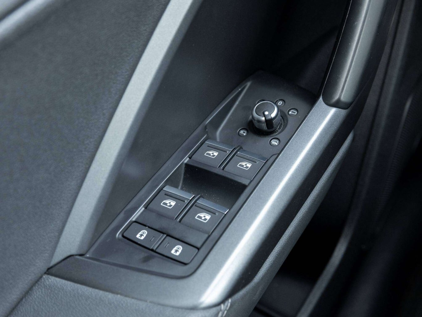 2021 Audi Q3 TECHNIK LEATHER PANO HTD SEAT S LINE