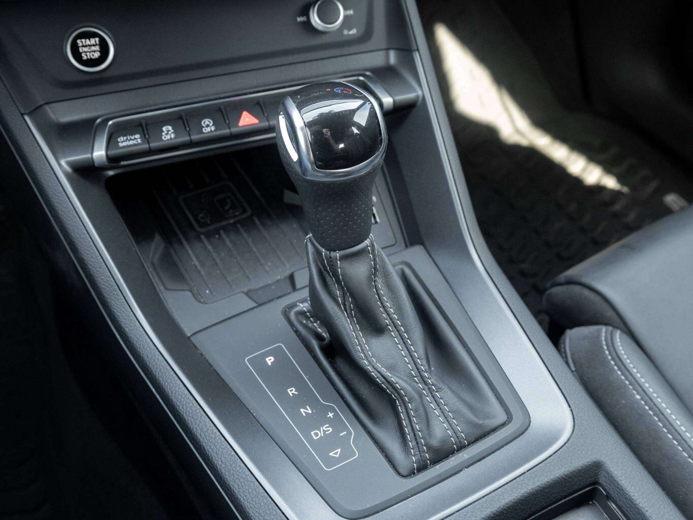 2021 Audi Q3 TECHNIK LEATHER PANO HTD SEAT S LINE