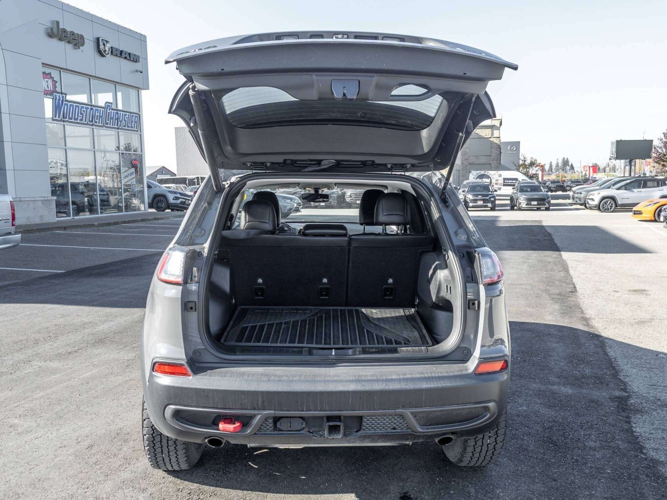2022 Jeep Cherokee TRAILHAWK ELITE PANO TOW 4X4 CAR PLAY